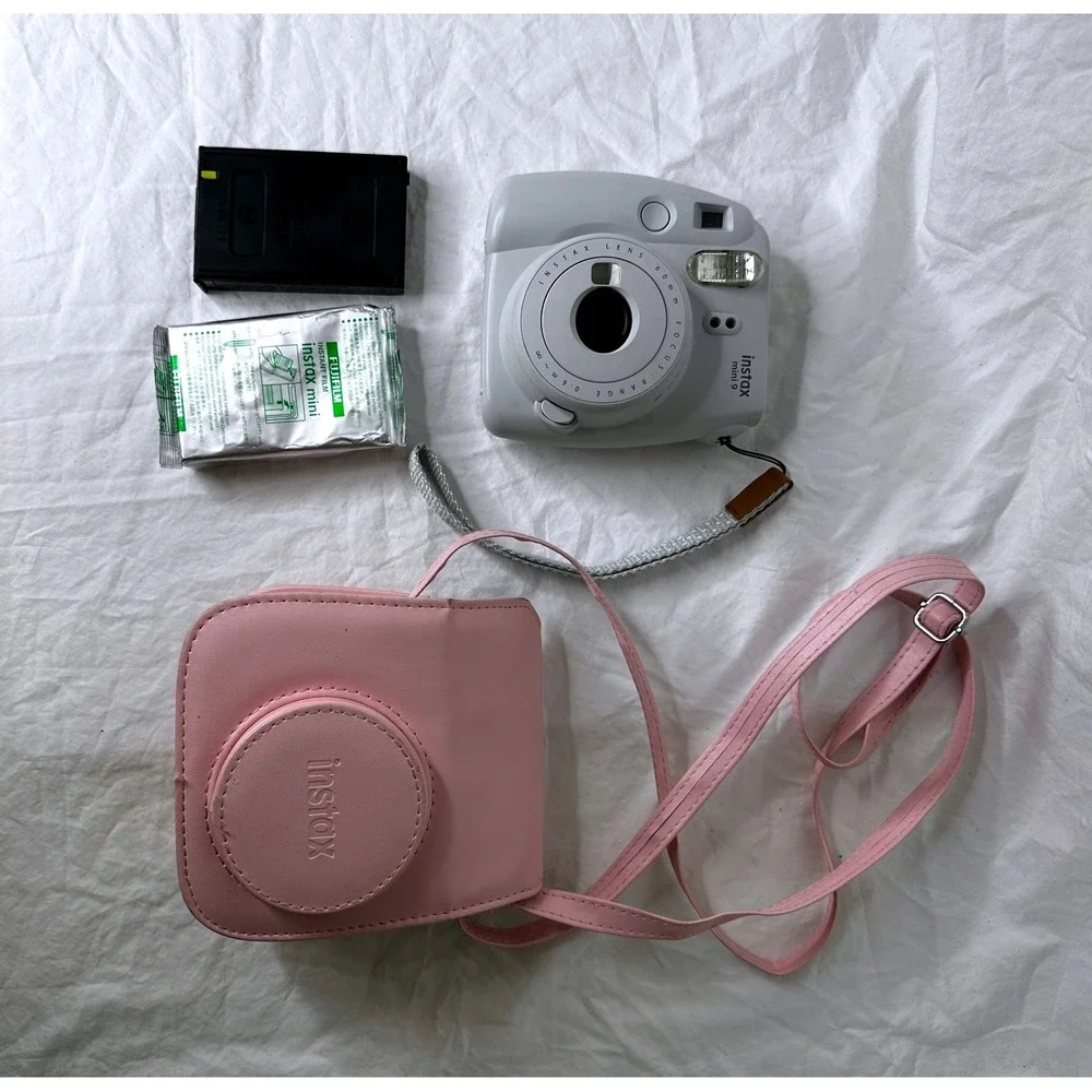 Fujifilm Instax Mini Camera White Pink Bag Film Lot